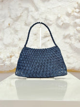 Cargar imagen en el visor de la galería, MT Frida
